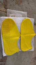 Non-Slip Silicone Rain Reusable Anti skid Waterproof Fordable Boot Shoe Cover (Extra Large Size (XL)/ 1 Pair / Mix Color)